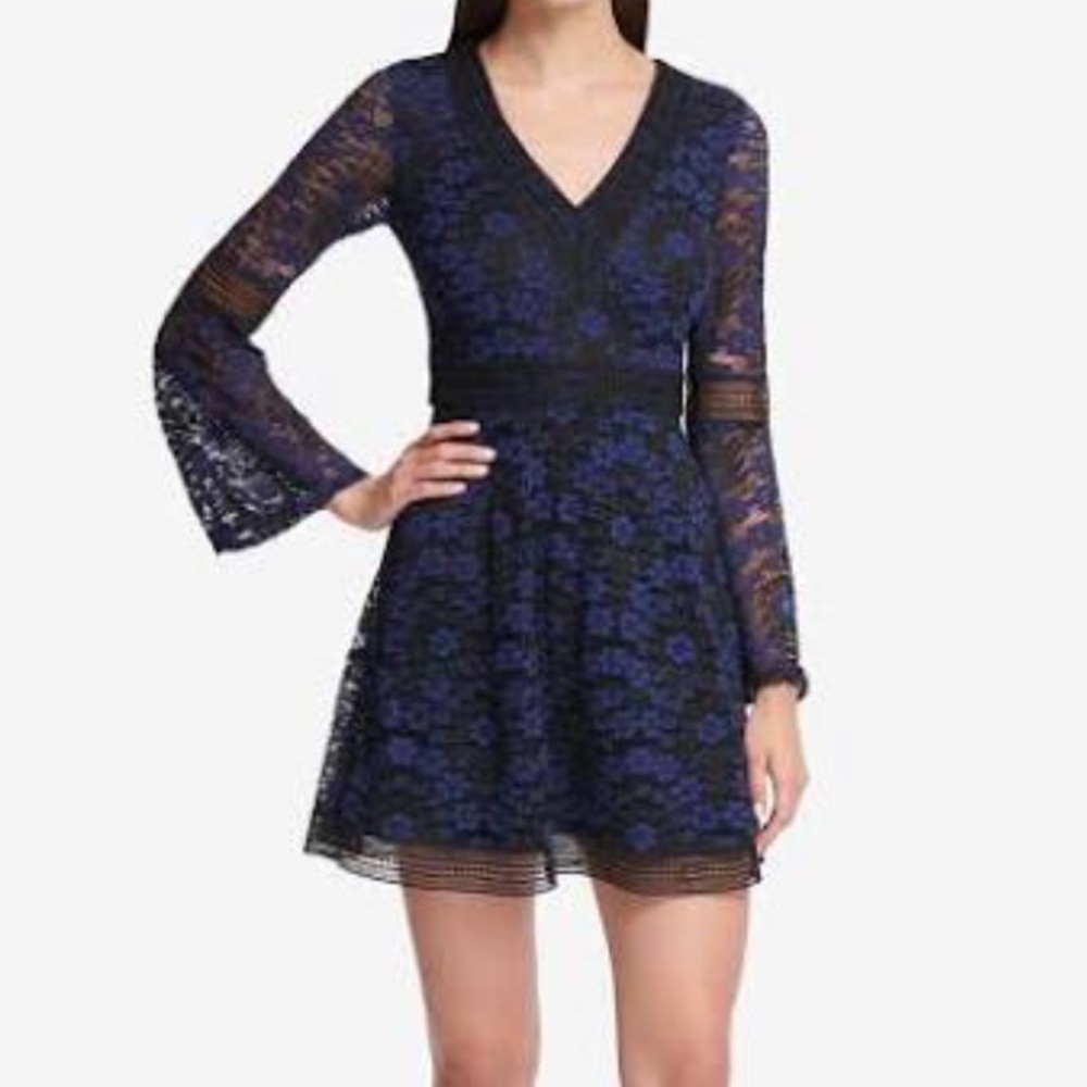 Kensie Bell Sleeve V-Neck Mini Lace Party Dress